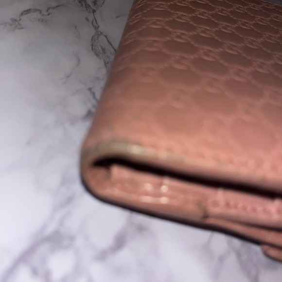 Gucci Microguccissima Compact Wallet - Picture 5 of 16